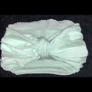 Mint Ruffle Wrap Stretch Bow